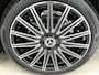 Mercedes-Benz CLA 200 Business Solution AMG | Plus Line | Premium Plus pakket | Winterpakket | Nightpakket | Rijassistentiepakket | MBUX Augmented Reality navigatie | Sportstoelen | Vast panoramadak | 19" multispaaks lichtmetalen AMG-velgen |