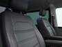 Volkswagen Transporter 2.0 TDI L2H1 Bulli 150PK | Automaat | Dubbele Cabine | Trekhaak | Parkeersensoren Voor + Achter | Achteruitrijcamera | Adaptive Cruise Control | Multifunctioneel Stuurwiel | Voorruit Verwarming | Leer | Airco |