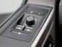 Volkswagen Transporter 2.0 TDI L2H1 Bulli 150PK | Automaat | Dubbele Cabine | Trekhaak | Parkeersensoren Voor + Achter | Achteruitrijcamera | Adaptive Cruise Control | Multifunctioneel Stuurwiel | Voorruit Verwarming | Leer | Airco |