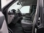 Volkswagen Transporter 2.0 TDI L2H1 Bulli 150PK | Automaat | Dubbele Cabine | Trekhaak | Parkeersensoren Voor + Achter | Achteruitrijcamera | Adaptive Cruise Control | Multifunctioneel Stuurwiel | Voorruit Verwarming | Leer | Airco |