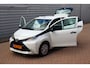 Toyota Aygo 1.0 VVT-i x-fun O.a: Radio, USB, Bluetooth, Airco, C.V., Rijklaar, Etc. All-in prijs!
