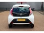Toyota Aygo 1.0 VVT-i x-fun O.a: Radio, USB, Bluetooth, Airco, C.V., Rijklaar, Etc. All-in prijs!