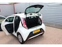 Toyota Aygo 1.0 VVT-i x-fun O.a: Radio, USB, Bluetooth, Airco, C.V., Rijklaar, Etc. All-in prijs!