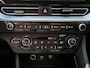 Kia Niro Hybrid 1.6 GDi DynamicLine Nieuw geleverd, Dealeronderhouden, 1e eign. Navigatie, Adaptieve cruise control, Achteruitrijcamera, Parkeersensoren