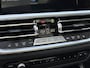 BMW 3-Serie Touring 330e High Executive / Sport Line / Safety-Pack / Comfort Access pakket / Stoelverwarming / Elektrische achterklep / Elektrisch schuif-/kanteldak /