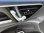 Mercedes-Benz E-klasse 300 e Sport Edition | Nightpakket | Parkeerpakket | Memorypakket | Trekhaak | Panoramaschuifdak | 360° camera | 20-inch multispaak AMG velgen | GUARD 360° | Warmtewerend, donkergetint glas |