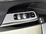 Mercedes-Benz E-klasse 300 e Sport Edition | Nightpakket | Parkeerpakket | Memorypakket | Trekhaak | Panoramaschuifdak | 360° camera | 20-inch multispaak AMG velgen | GUARD 360° | Warmtewerend, donkergetint glas |