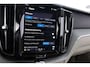 Volvo XC60 2.0 T6 Plug-in hybrid AWD Core | LEDER | PANORAMADAK | MAPS | Full LED .