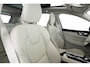 Volvo XC60 2.0 T6 Plug-in hybrid AWD Core | LEDER | PANORAMADAK | MAPS | Full LED .