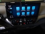 Volkswagen ID.4 Pro 77 kWh / 204pk / Panorama dak / Trekhaak / Head-up display /