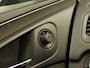 Opel Insignia 1.6 T Cosmo - ORIGINEEL NEDERLANDSE AUTO - PARKEER SENSOREN VOOR EN ACHTER - NAVIGATIE - CRUISE CONTROL - BLUETOOTH - 6 VERSNELLINGEN
