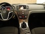 Opel Insignia 1.6 T Cosmo - ORIGINEEL NEDERLANDSE AUTO - PARKEER SENSOREN VOOR EN ACHTER - NAVIGATIE - CRUISE CONTROL - BLUETOOTH - 6 VERSNELLINGEN
