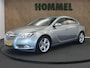 Opel Insignia 1.6 T Cosmo - ORIGINEEL NEDERLANDSE AUTO - PARKEER SENSOREN VOOR EN ACHTER - NAVIGATIE - CRUISE CONTROL - BLUETOOTH - 6 VERSNELLINGEN