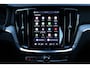 Volvo V60 T6 Plug-in hybrid AWD Plus Dark | Panoramadak | Head-Up Display | 360 Graden Camera | Extra Getint Glas | 20'' Lichtmetalen Velgen | Geventileerde Voorstoelen | Apple Carplay/ Android Auto