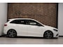 Mercedes-Benz B-klasse 180 Business Solution AMG