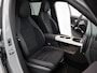 Mercedes-Benz GLB 200 Business Solution AMG 7p. 58 kWh | Premium Plus pakket | Winterpakket | Nightpakket | Parkeerpakket | Trekhaak | Sportstoelen | GUARD 360° | Vast panoramadak | Burmester® 3D surround sound system | 19” vijfspaaks AMG-velgen |