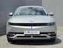 Hyundai Ioniq 5 Style 58 kWh / SOH 100% / Dealer onderhouden / Fabrieksgarantie tot 04-2028 / warmtepomp / CCS snelladen / WLTP bereik 384 km bereik stad 587 km / Stuur- & Stoelverwarming / Achteruitrijcamera / cruise control adaptief / Apple Carplay Android Auto /