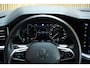 Volkswagen Touareg 3.0TSi/462pk Hybrid 4MOTION R Blackstyle|2023|Panoramadak|Leder|Luchtvering|LED|Trekhaak|PDC+360Camera+Assist|Memory-stoelen|22"Estoril|Servo-sluiting|Nachtzicht|Head-up|VOL!