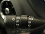 Toyota Yaris 1.5 Hybrid Premium - ORIGINEEL NEDERLANDSE AUTO - PANORAMADAK - PARKEERSENSOREN VOOR EN ACHTER - KEYLESS ENTRY & START - NAVIGATIE - ACHTERUITRIJ CAMERA - HOMMEL ONDERHOUDEN