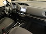 Toyota Yaris 1.5 Hybrid Premium - ORIGINEEL NEDERLANDSE AUTO - PANORAMADAK - PARKEERSENSOREN VOOR EN ACHTER - KEYLESS ENTRY & START - NAVIGATIE - ACHTERUITRIJ CAMERA - HOMMEL ONDERHOUDEN