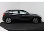 BMW 1-Serie 118i High Executive (NAVIGATIE, SFEERVERLICHTING, CAMERA, SPORTSTOELEN, DEALER ONDERHOUDEN, 1e EIGENAAR)