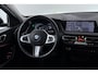 BMW 1-Serie 118i High Executive (NAVIGATIE, SFEERVERLICHTING, CAMERA, SPORTSTOELEN, DEALER ONDERHOUDEN, 1e EIGENAAR)
