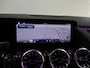 Mercedes-Benz B-klasse 180 AMG Line | Panoramadak | Night | Widescreen | Achteruitrijcamera | Stoelverwarming | Sfeerverlichting |