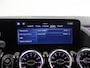 Mercedes-Benz B-klasse 180 AMG Line | Panoramadak | Night | Widescreen | Achteruitrijcamera | Stoelverwarming | Sfeerverlichting |