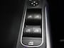 Mercedes-Benz B-klasse 180 AMG Line | Panoramadak | Night | Widescreen | Achteruitrijcamera | Stoelverwarming | Sfeerverlichting |