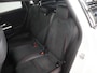 Mercedes-Benz B-klasse 180 AMG Line | Panoramadak | Night | Widescreen | Achteruitrijcamera | Stoelverwarming | Sfeerverlichting |