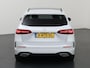 Mercedes-Benz B-klasse 180 AMG Line | Panoramadak | Night | Widescreen | Achteruitrijcamera | Stoelverwarming | Sfeerverlichting |