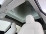 Tesla Model Y **RWD** Long Range 75kWh SOH 95% Lmv 20" Ivoor Leder Warmtepomp FSD-4 Computer Elek.Stoelen+Memory Panoramadak Navi Camera's Ecc Stoel+Achterbank+Stuurverwarming Adap.Cruise Elek.Achterklep Privacy Glas Led AMD Ryzen™ Fabrieksgarantie tot 27-6-2028 Garantie op Accu en Motor tot 27-6-2032/192.000km 1e Eigenaar Origineel Nederlandse Auto