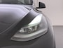 Tesla Model Y **RWD** Long Range 75kWh SOH 95% Lmv 20" Ivoor Leder Warmtepomp FSD-4 Computer Elek.Stoelen+Memory Panoramadak Navi Camera's Ecc Stoel+Achterbank+Stuurverwarming Adap.Cruise Elek.Achterklep Privacy Glas Led AMD Ryzen™ Fabrieksgarantie tot 27-6-2028 Garantie op Accu en Motor tot 27-6-2032/192.000km 1e Eigenaar Origineel Nederlandse Auto