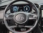 Hyundai Tucson 1.6 T-GDI PHEV N Line 4WD / Dealer onderhouden / Fabrieksgarantie tot 05-2027 / Trekgewicht 1350 kg / Elektrische achterklep / Rondomzicht camera / Stuur- Stoel & Achterbank verwarming / Adaptief cruise control / Keyless Entry/Start /