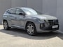 Hyundai Tucson 1.6 T-GDI PHEV N Line 4WD / Dealer onderhouden / Fabrieksgarantie tot 05-2027 / Trekgewicht 1350 kg / Elektrische achterklep / Rondomzicht camera / Stuur- Stoel & Achterbank verwarming / Adaptief cruise control / Keyless Entry/Start /