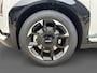 Kia EV5 GT-PlusLine 81.4 kWh | 17% bijtelling! | 505 KM actieradius | Warmtepomp | Massagefunctie | Harman/Kardon audio-installatie | Dodehoekcamera | 360 camera | Glazen schuif-/kanteldak | Memory seats | Elektrisch bedienbare achterklep