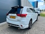 Mitsubishi Outlander 2.0 PHEV instyle+ AUT 4WD SK DAK LEDER