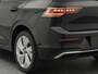 Volkswagen Golf 1.5 eHybrid 204pk Life Edition | LED Matrix IQ | 360 Camera | Side Assist | Trekhaak | Navigatie |