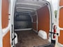 Renault Master T33 2.3 dCi 135 L2H2 Work Edition *BPM VRIJ!*Navi+Camera*Airco*Parkeersensoren*Betimmerd Laadruimte*Trekhaak