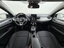 Renault Arkana 1.6 E-Tech Hybrid 145PK Automaat Trekhaak Adap.Cruise Navi Camera Ecc Apple Carplay Android Auto Intens Regen-Lichtsensor Lmv 18" Privacy Glas Pdc Bluetooth DAB Lane Assist Isofix Origineel Nederlandse Auto