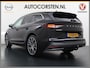 Skoda Enyaq iV 80 SOH 95% Trekhaak 3-Zone Ecc Stuur+Stoelverwarming Lmv 21" Camera Apple Carplay Android Auto Keyless advanced Pdc Led Privacy Glas P-Assist DAB Isofix Rijstrooksensor 1.000KG Trekgewicht 1e Eigenaar Origineel Nederlandse Auto