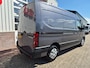 Renault Master 150.35 Red Edition L2H2 Trekhaak 2500 Kg BPM Vrij 12-2024