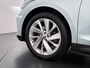 Skoda Enyaq iV 60 Pano.Dak Leer 20" Stuur+Stoel+Achterbankverwarming 3-Zone Ecc Navi Apple Carplay Android Auto Draadloze Telefoonlader SOH 90.6% Elek.Achterklep Privacy Glas Lmv Led Pdc Isofix DAB Lane Assist Dealeronderhouden Origineel Nederlandse Auto Zeer Compleet