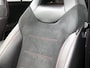 Mercedes-Benz A-klasse 200 Business Solution AMG(Goed ondH, Panorama, Sfeerverlichting, Lane Assist,Navi, Camera, StoelV, Etc)