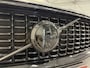 Volvo XC90 T8 Recharge AWD R-Design 49.000km/PANO/LUCHTVERING/TREKHAAK/22"/HEAD-UP/H&K/LEER-ALCANTARA R-DESIGN SP. STOELEN/MEMORY/ACC/PILOT-ASSIST/PINE-GREY/NET OH BEURT GEHAD BIJ VOLVO