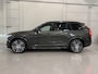 Volvo XC90 T8 Recharge AWD R-Design 49.000km/PANO/LUCHTVERING/TREKHAAK/22"/HEAD-UP/H&K/LEER-ALCANTARA R-DESIGN SP. STOELEN/MEMORY/ACC/PILOT-ASSIST/PINE-GREY/NET OH BEURT GEHAD BIJ VOLVO