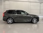 Volvo XC90 T8 Recharge AWD R-Design 49.000km/PANO/LUCHTVERING/TREKHAAK/22"/HEAD-UP/H&K/LEER-ALCANTARA R-DESIGN SP. STOELEN/MEMORY/ACC/PILOT-ASSIST/PINE-GREY/NET OH BEURT GEHAD BIJ VOLVO