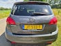 Kia Venga 1.6 CVVT X-ecutive AUTOMAAT! top ond. met trekhaak, stoelverw. airco