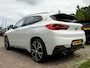 BMW X2 sDrive20i High Executive 190 PK | Panorama dak | Stoelverwarming | Vol lederen bekleding | CarPlay| Elektrische klep | LED verlichting | Lichtmetalen velgen | Achteruitrijcamera |