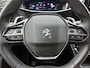Peugeot 2008 1.2 130pk Allure Pack Automaat | Apple Carplay/Android Auto | Climate Control | Stoelverwarming | Adaptieve Cruise Control | 17"LMV | LED | Camera |